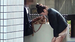 Peeing asian sweetie discards small-clothes